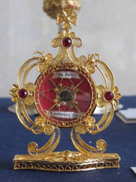 Relic of Saint Antoni Padewski, silver and gold plate, Archdiocesan Museum, Krakow, Poland